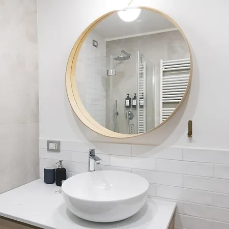 Easylife - Eleganza E Comfort In Loreto