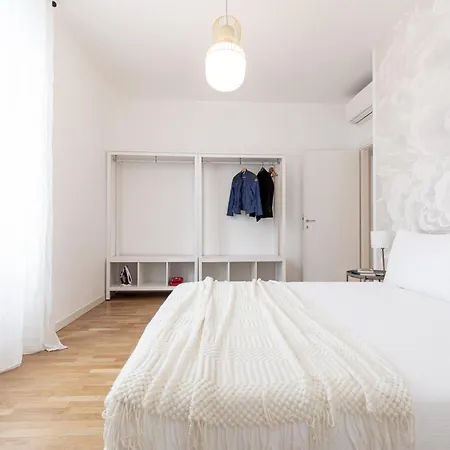 Apartament Beplace At Navigli