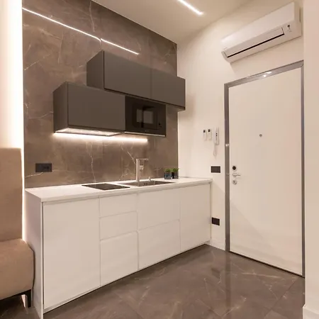 4da6 -duomo- Large Luxury Milano