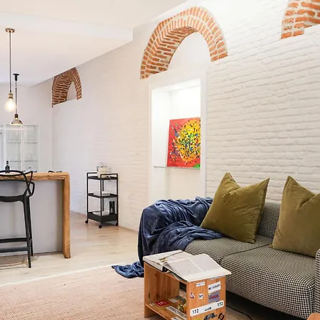 Porta Garibaldi Luxe Apartment Milan