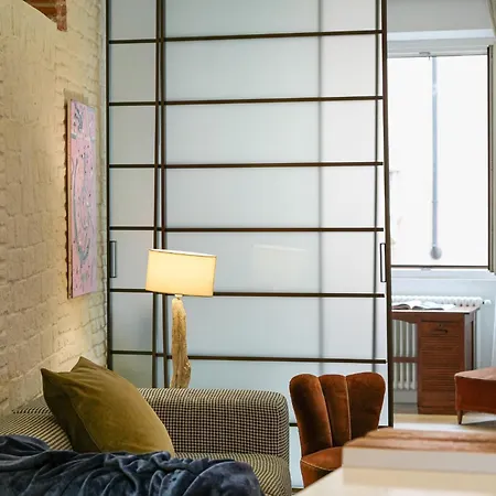Apartment Porta Garibaldi Luxe Milan