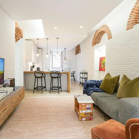 Apartment Porta Garibaldi Luxe Milan
