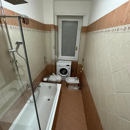 Lorenteggio Urban - Affitti Brevi Italia شقة