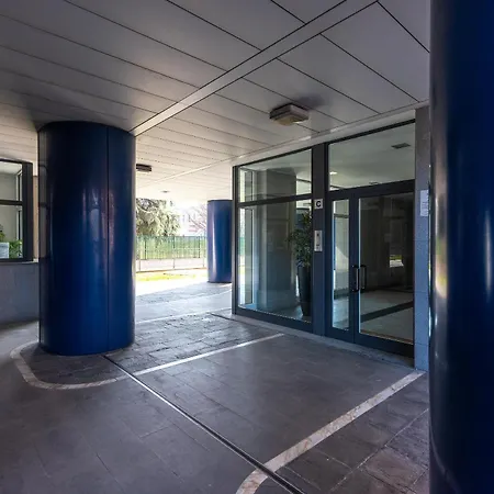 Daniele Flat - Free Wi-fi & M4 Metro