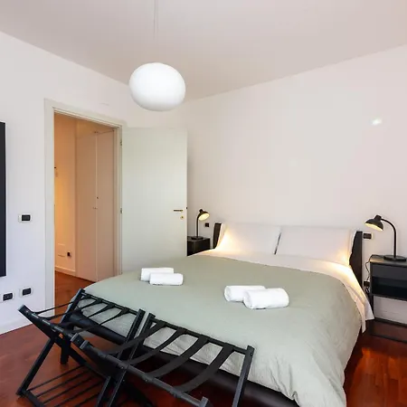 Daniele Flat - Free Wi-fi & M4 Metro *