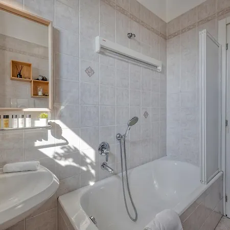 Omodeo, 19 - Ampio E Panoramico *