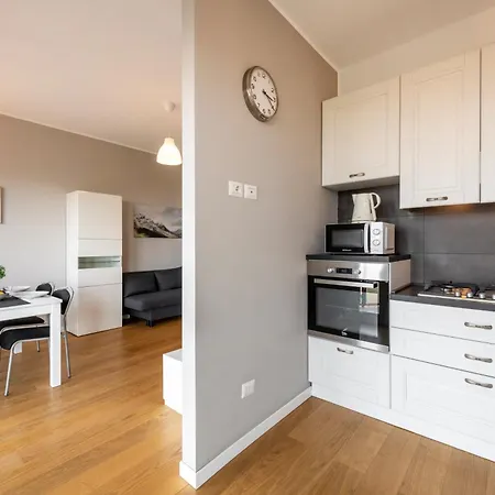 Omodeo, 19 - Ampio E Panoramico *