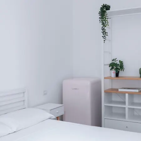 New! Lovely & Friendly In Center D Apartmán *