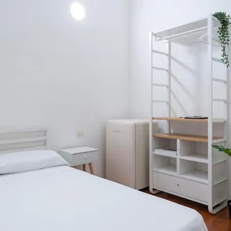 New! Lovely & Friendly In Center D Apartman *