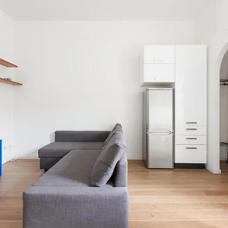 Apartament Guesthost - Porta Venezia Cosy Mediolan