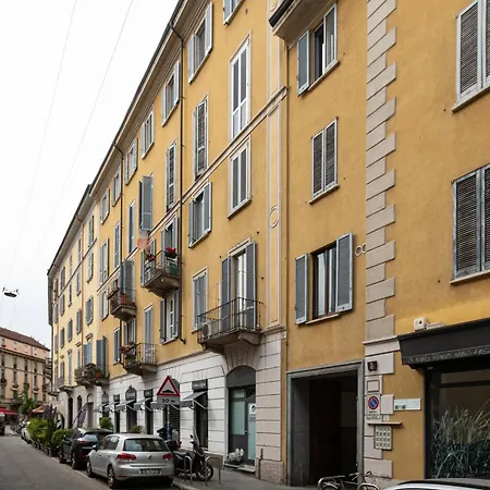 Guesthost - Porta Venezia Cosy * Mediolan