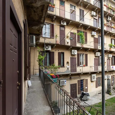 Guesthost - Porta Venezia Cosy * Mediolan
