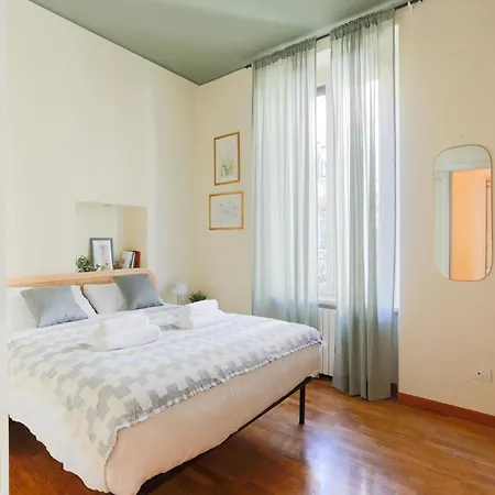 アパート The Rent - Cozy In The Risorgimento Area ミラノ