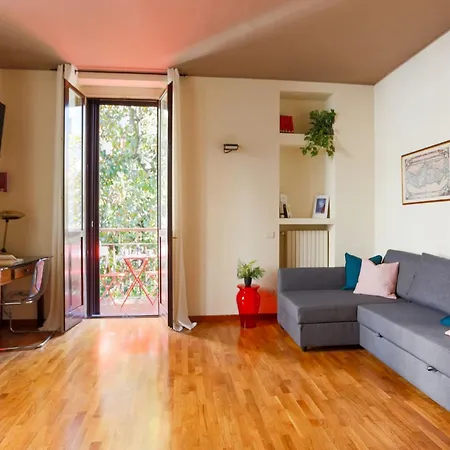 The Rent - Cozy In The Risorgimento Area アパート *