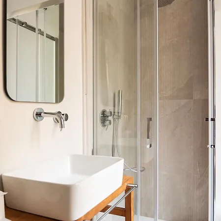 Youhosty - Ticinese 4 *