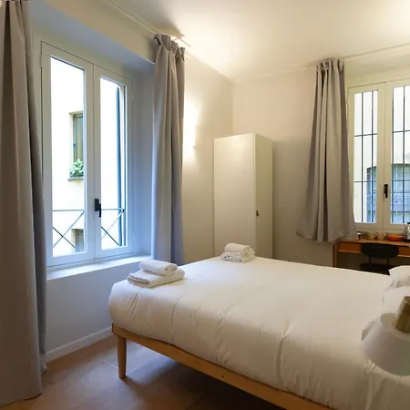 Youhosty - Ticinese 4 Mediolan