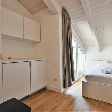 White Attic Terrace By Interhome Appartement *
