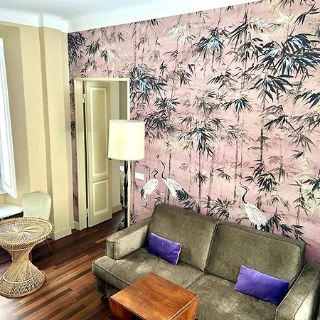 Apartament Elegant Historic On A Tree-lined Avenue Near Cadorna Station And Last Supper Mediolan