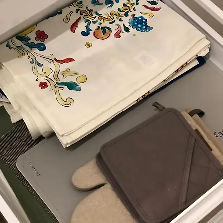 Missori Rose Garden View *