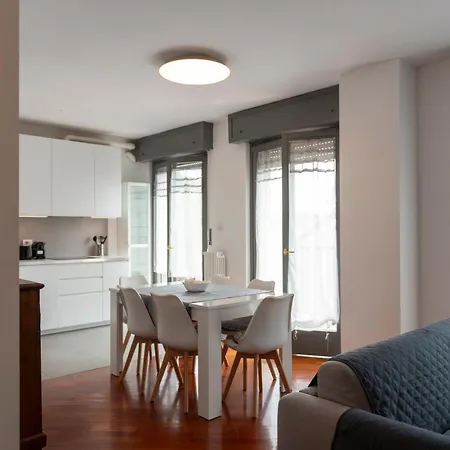 Fenix Apartment *