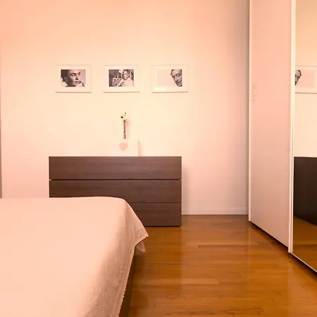 Bicocca Ultimo Piano Con Ampia Terrazza Apartmán *