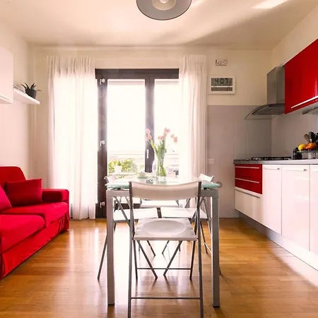 Bicocca Ultimo Piano Con Ampia Terrazza * Milán