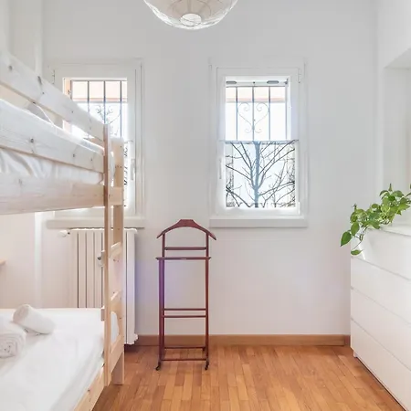 Apartment Trilocale In Via Pogatschnig 40 -- San Siro-rho Fiera-duomo Milan