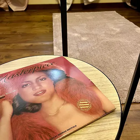 Dimora Chic - A 5 Fermate Dal Duomo 펜션 *