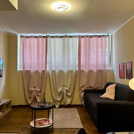 Nyaraló Dimora Chic - A 5 Fermate Dal Duomo Milánó