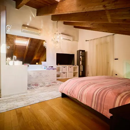 Апартаменты Luxy Close Navigli Милан