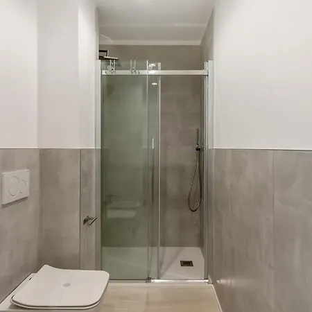 Free Parking - 1 Min Metro To Duomo - Loft Moderno