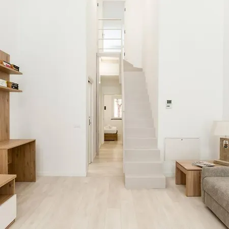 Apartman Free Parking - 1 Min Metro To Duomo - Loft Moderno