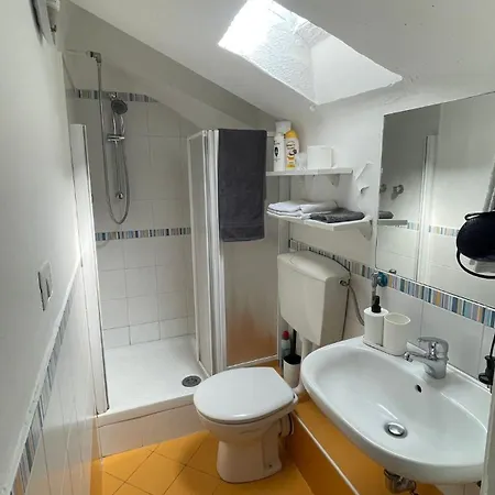 Mini Center Piola Apartman *