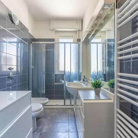Apartment Attico-vista Sul Duomo-citylife-skyline Milan