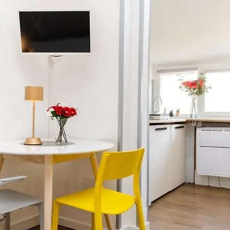 Vivimihome - Carcano House A Pochi Minuti Dai Navigli Lägenhet *