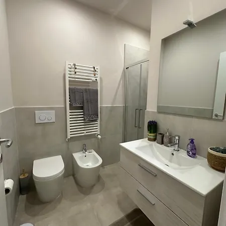 Monolocale Piazza Gambara M1 *