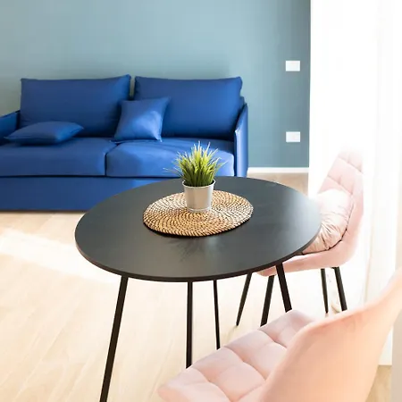 Bos1 - Station • New Chic • * Mediolan