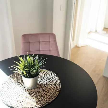 アパート Bos1 - Station • New Chic • *