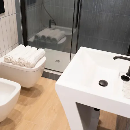 Apartament Bos1 - Station • New Chic •