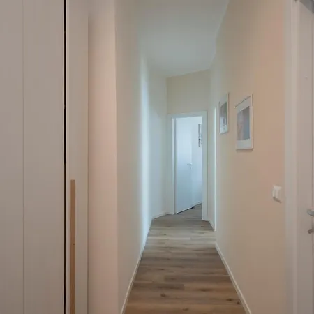 I Host - Campiglio 13 Appartement