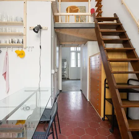 Guesthost - Cadore - Urban Retreat Apartment!