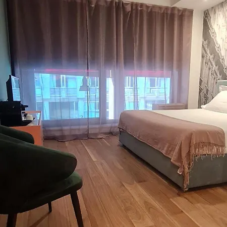 Nj & San Pietro All'orto 6 Apartamento