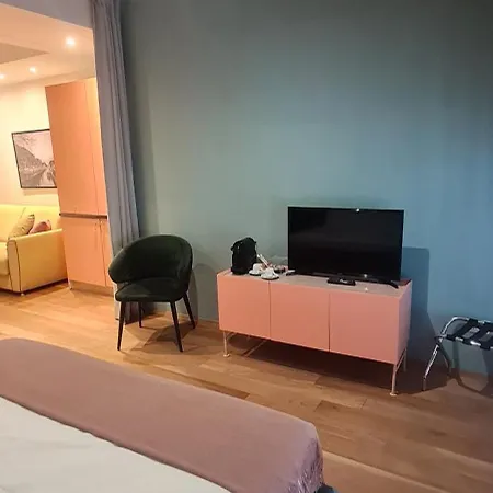 Nj Hotels&apartments San Pietro All'orto 6 Appartamento Milano