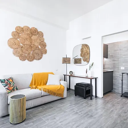 Easylife - Moderno E Luminoso In Repubblica * Mediolan