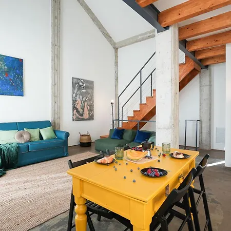 Dom wakacyjny Del Re House, Parking Free Mediolan