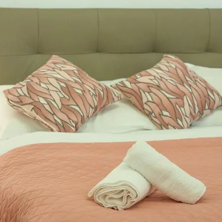 Citylife Brand New Luxury Art Daire