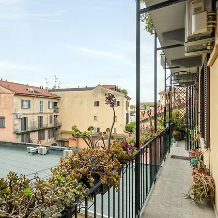 Apartment Navigli - Cozy Studio In Darsena By Rentopolis Milan