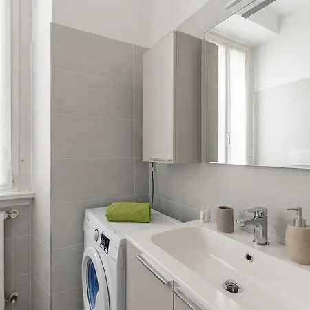 Apartment Navigli - Cozy Studio In Darsena By Rentopolis Milan
