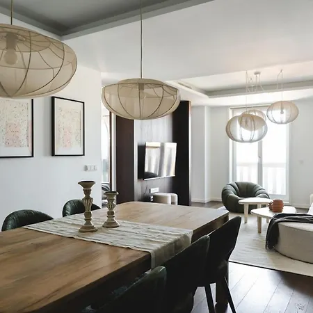 Apartment Repetti Design - 10 Min To Centre & Airport