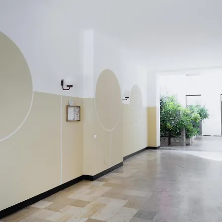 Easylife - - Lecco 11 P1 - Porta Venezia * Milano
